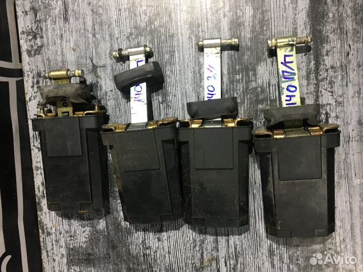 Ограничители дверей Mercedes-Benz W140