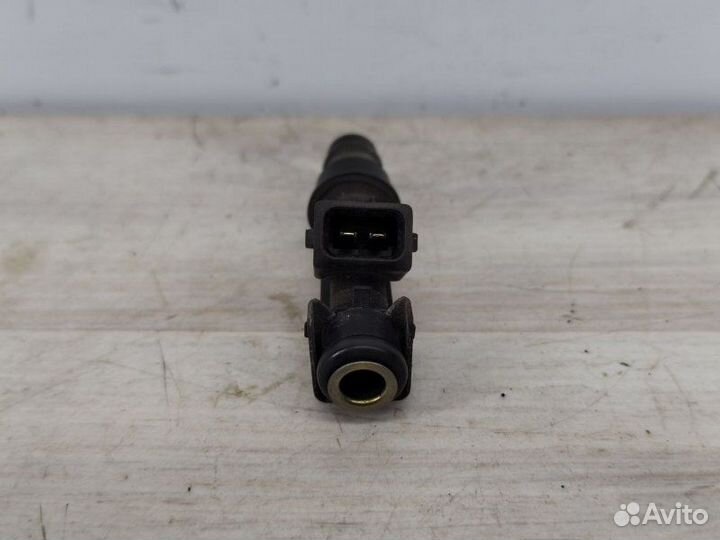 Форсунка Opel Meriva A Z16XE 2005