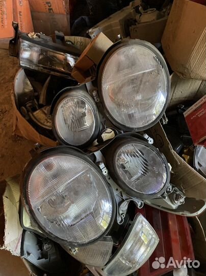 Фары на mercedes 210