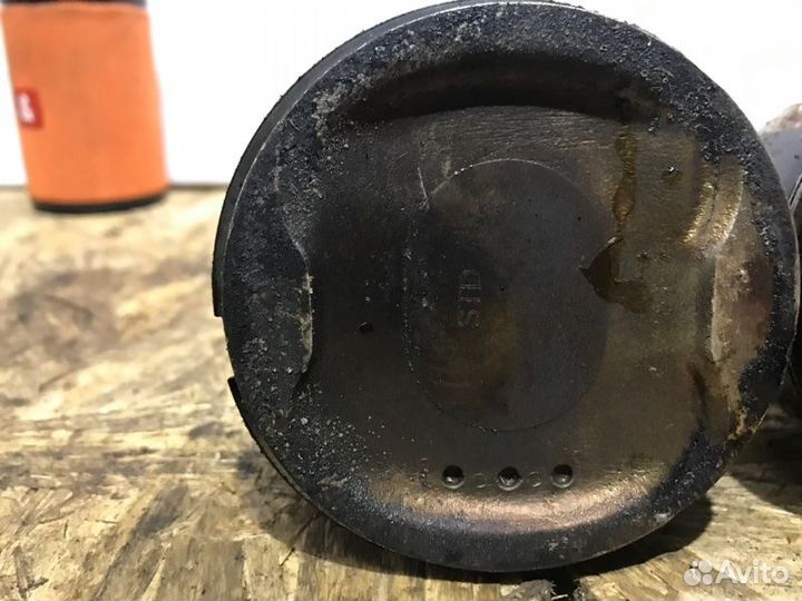 Поршень с шатуном Nissan X-Trail T31 0.2 2008