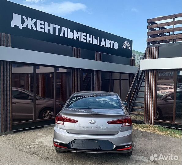 Hyundai Elantra 2.0 AT, 2019, 70 000 км