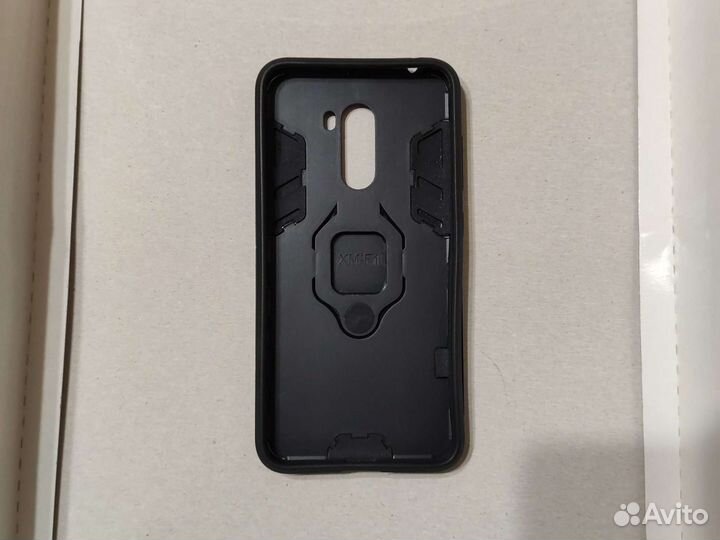 Бронированный чехол для Xiaomi Pocophone F1