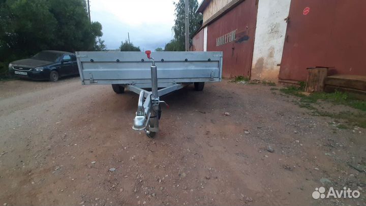 Прицеп на легковой автомобиль 3.50 1.80