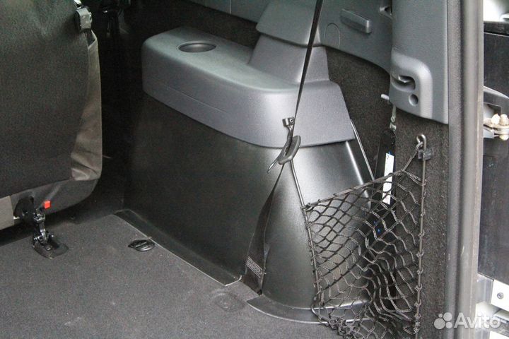 Накладки ковролина на заднюю арку Ларгус 7 мест