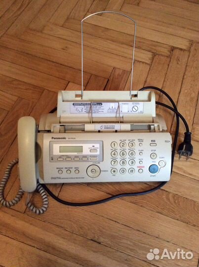 Телефон факс Panasonic KX-FP218