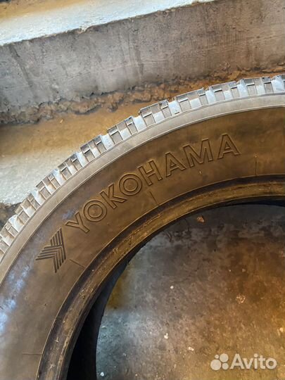 Yokohama Ice Guard IG10 225/60 R18