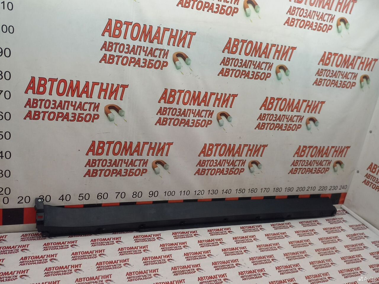 Накладка порога правая Lixiang L9 Лисян Ли9