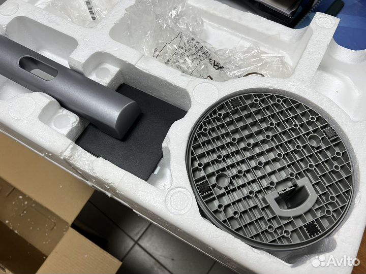 Монитор AOC 238LM00023 разбитый на запчасти