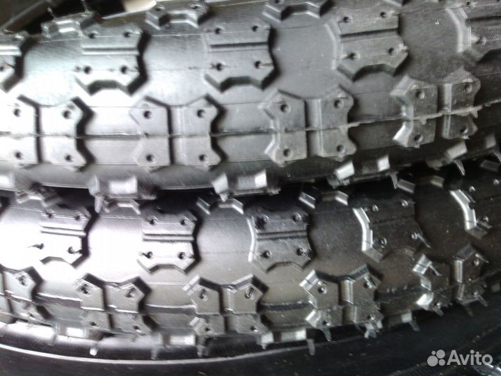 Покрышки для велосипеда новые, забортовка