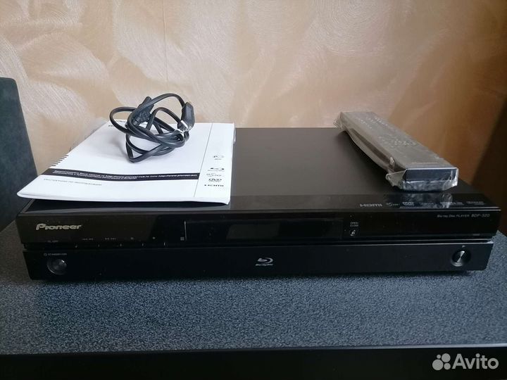 Blu ray плеер Pioneer bdp 320