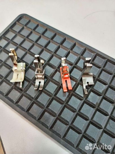 Лапки для швейных машин прошышленных