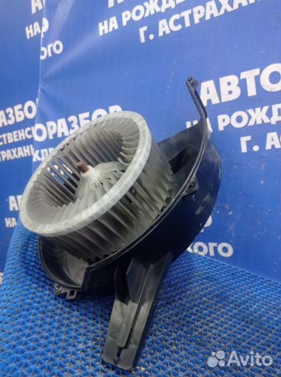 Моторчик печки Volkswagen Polo 5 седан CFN 2015