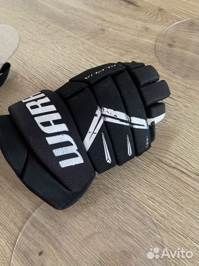 Краги хоккейные