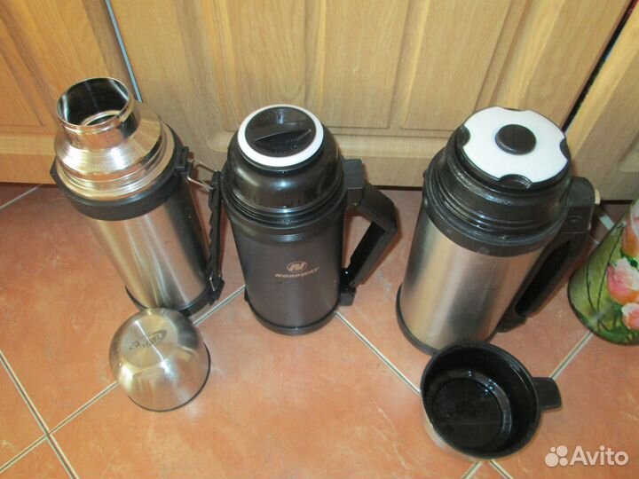 Термосы и запчасти к ним Б/У