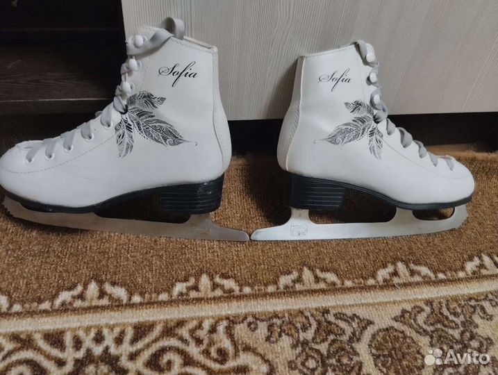 Коньки фигурные 32 размер