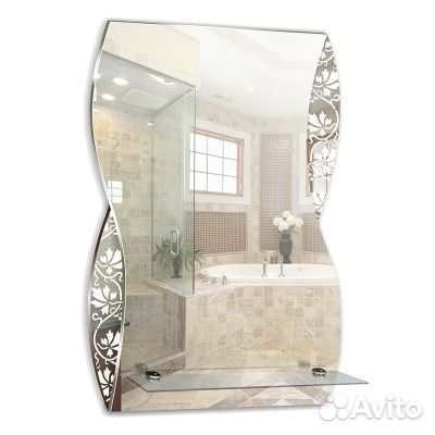 Зеркало с полкой