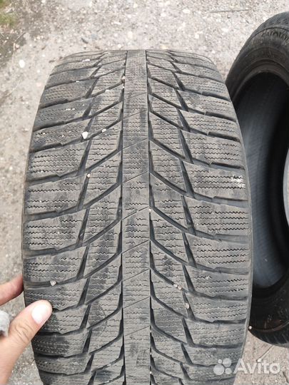 Triangle PL01 235/45 R17