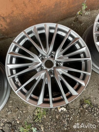 Диски Lexus ES IS New R19