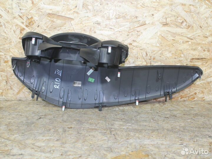 Накладка панели приборов козырек Kia Rio 3