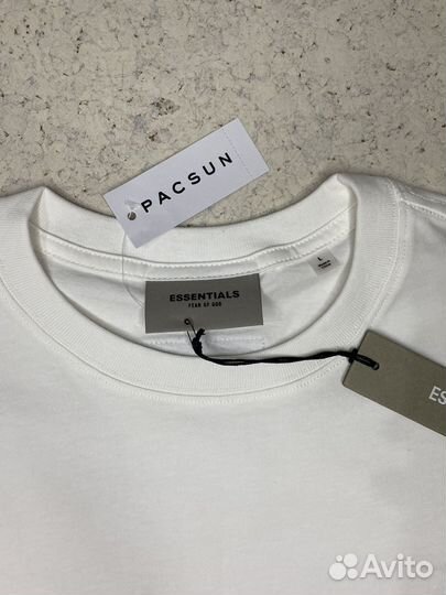 Футболка Essentials