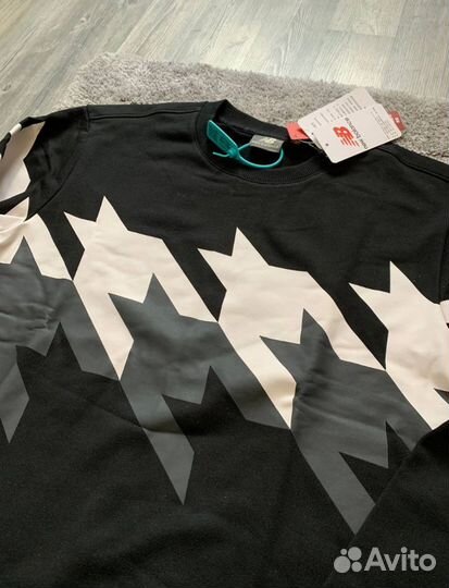 Свитшот new balance