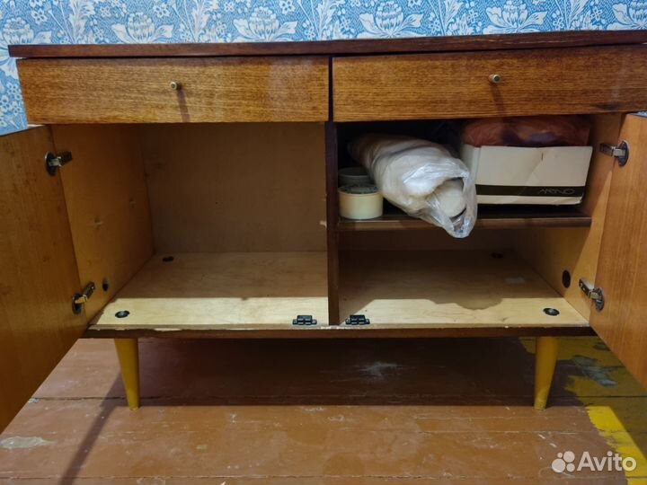 Тумба ретро