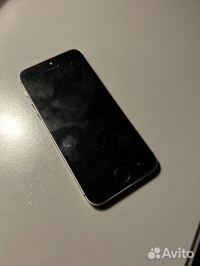 iPhone SE 64gb 2016