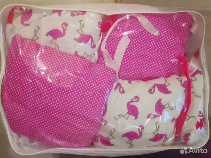 Бортики в кроватку