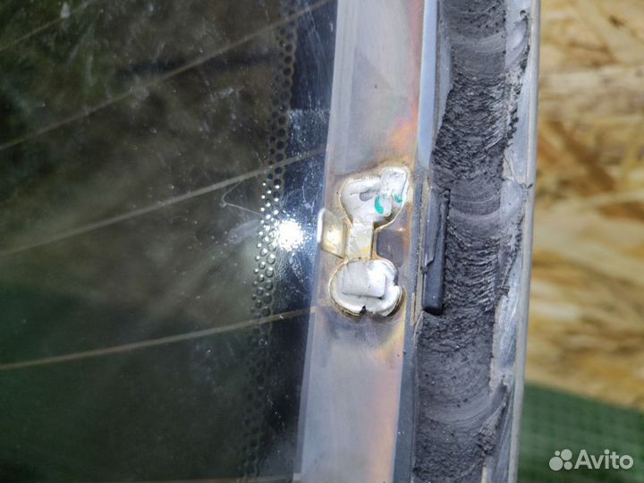 Стекло заднее Hyundai Solaris 1 2010-2017