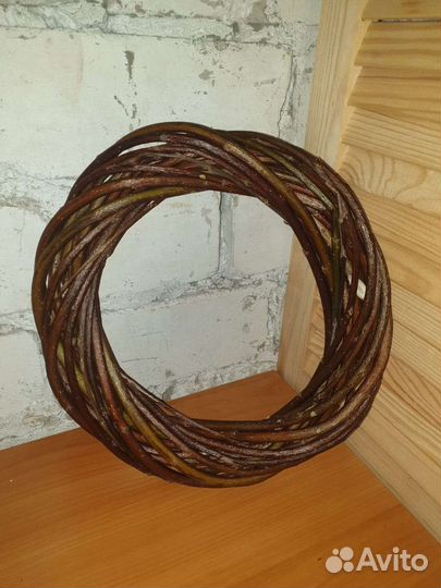 Венки из ивы