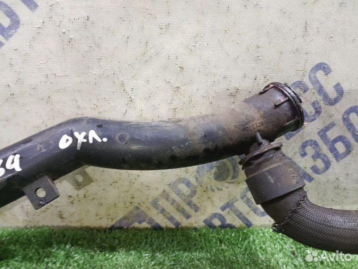 Патрубок системы охлаждения Peugeot 308 хэтчбек