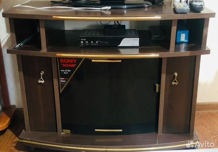 Полка для телевизора