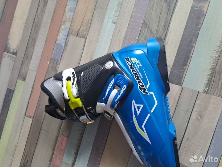 Горнолыжные ботинки детские 22