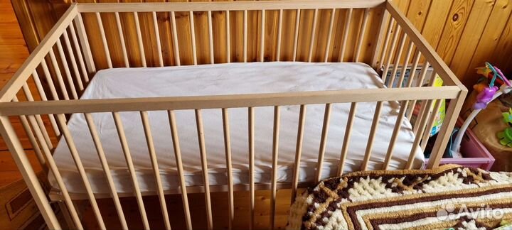 Детская кроватка IKEA Сниглар и матрасик
