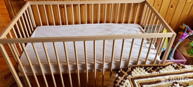 Детская кроватка IKEA Сниглар и матрасик