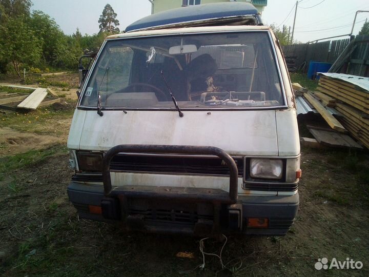Разбор. Mitsubishi Delica 1.8 MT, 1984, 200000км