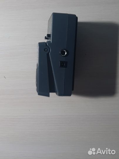 Педаль тюнера Behringer TU300