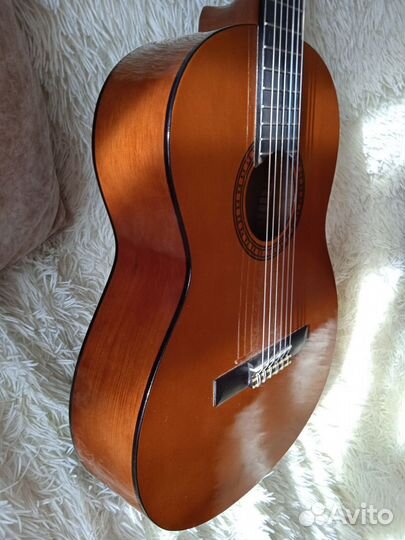 Гитара Yamaha c40