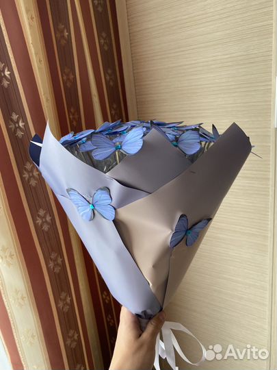 Большой букет из бабочек