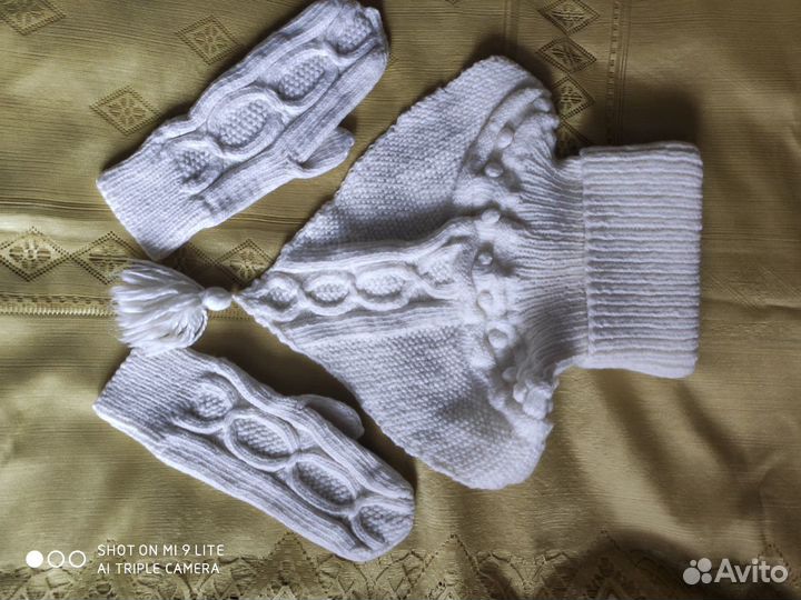 Шапки,варежки,сноуд, манишка