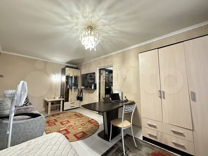 2-к. квартира, 44 м², 1/9 эт.