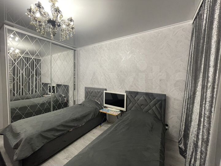 2-к. квартира, 56,5 м², 1/9 эт.