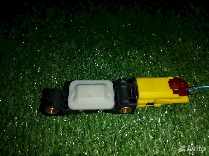 Датчик удара 4B0959643D Audi A8 D3 D3