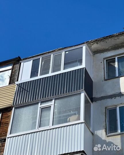 Отделка и остекление балконов в рассрочку