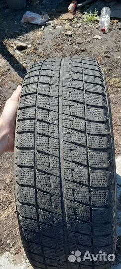 Bridgestone Blizzak Revo2 175/65 R14