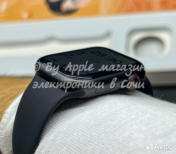 Apple Watch 9 41мм (безрамочный экран)