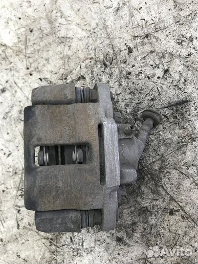 Суппорт тормозной передний правый ваз (LADA) 2114