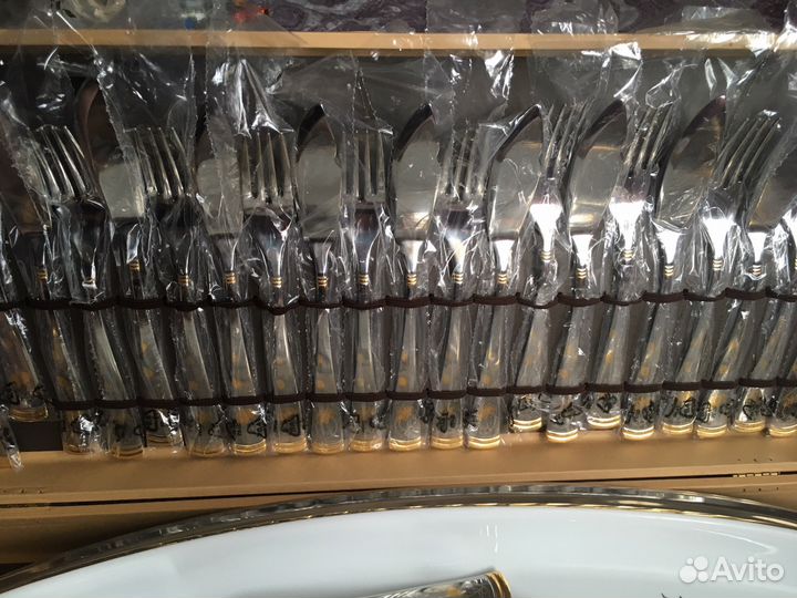 Столовые приборы