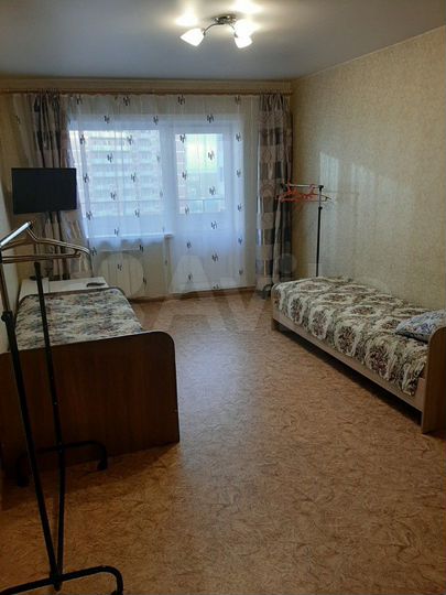 2-к. квартира, 72 м², 8/16 эт.