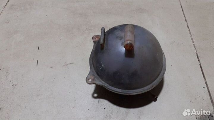 Бачок расширительный Volkswagen Passat B3